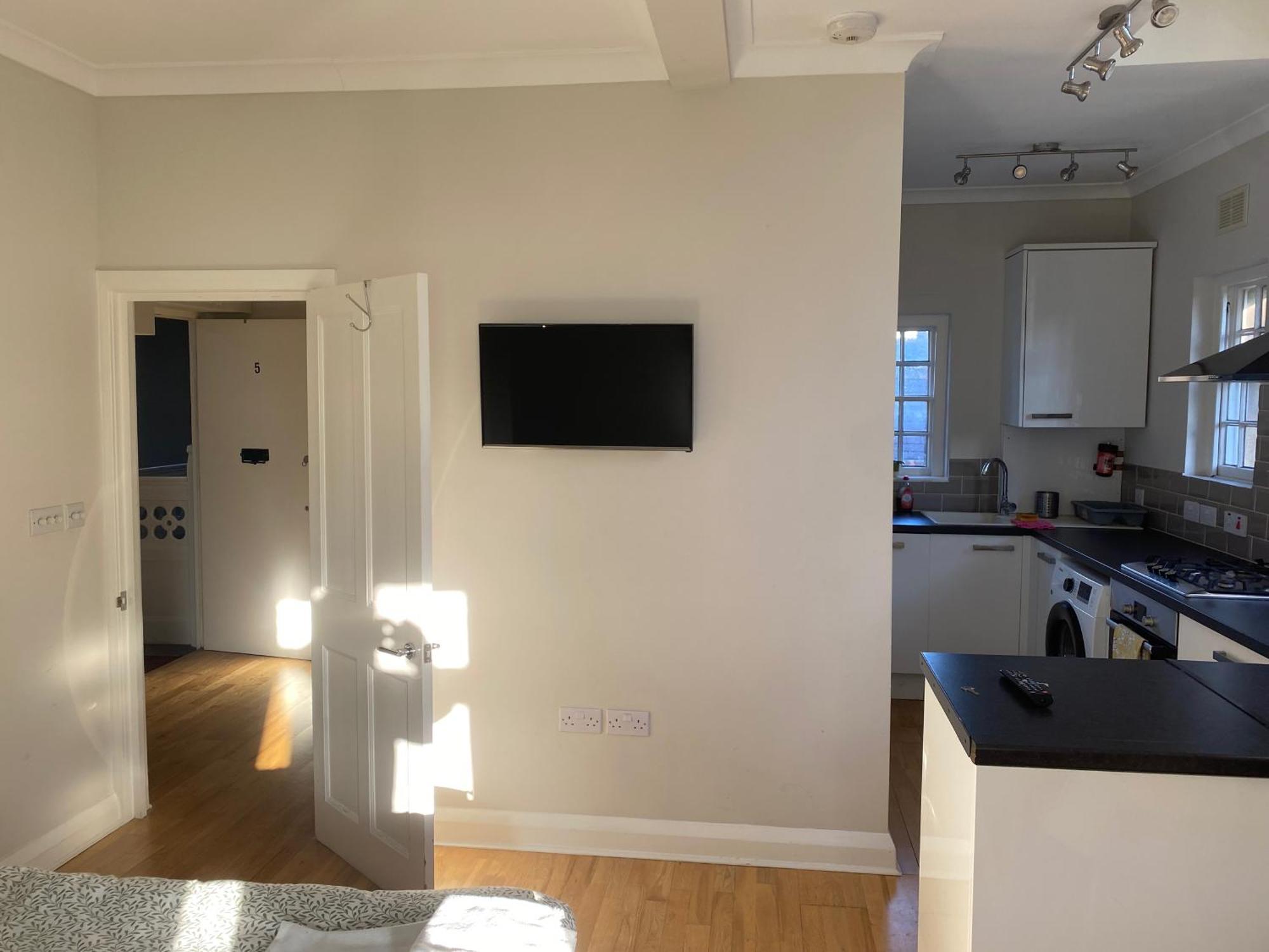 Victorian Building - Sleeps 5 - Pet Friendly Appartamento