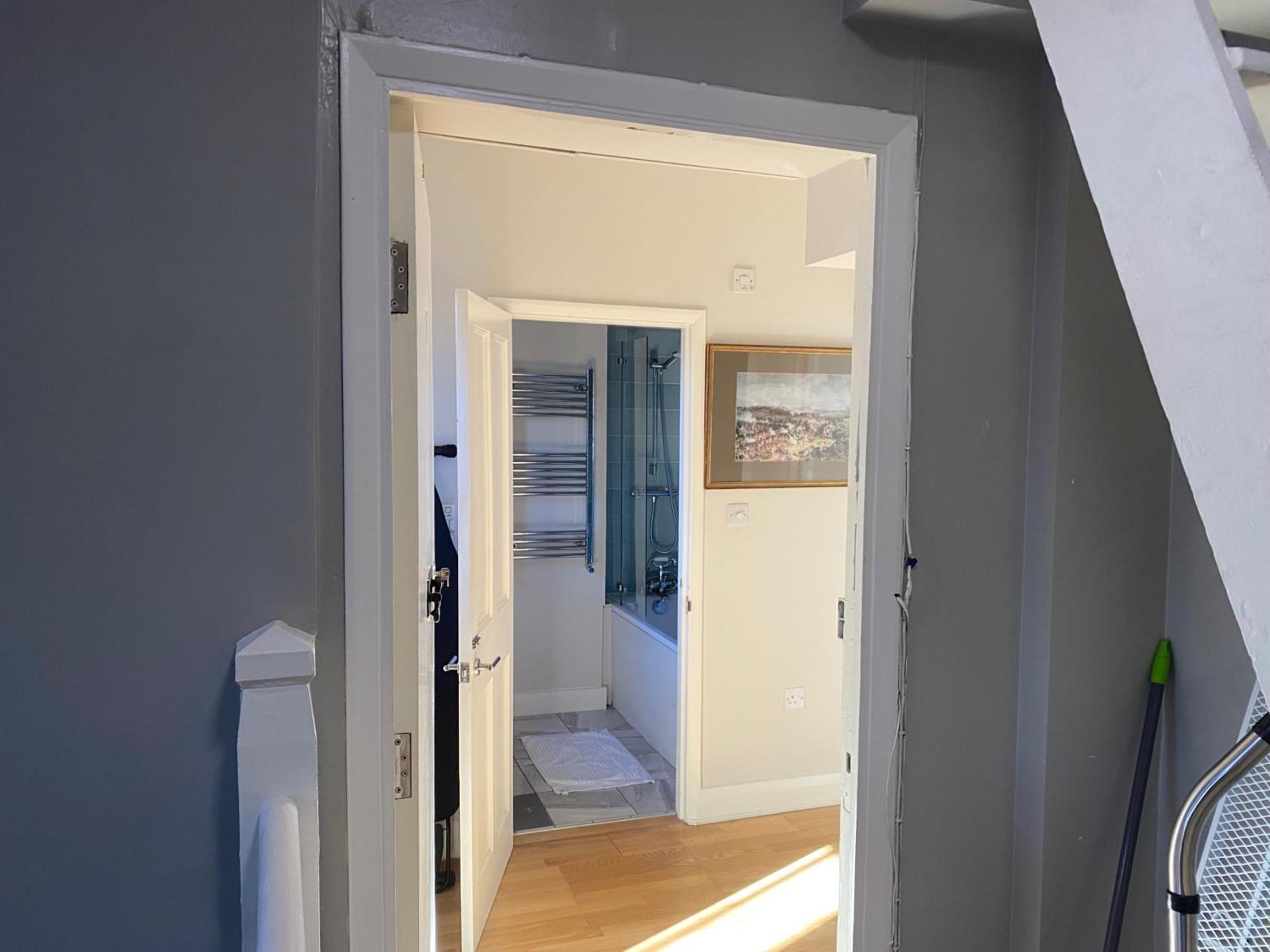 Victorian Building - Sleeps 5 - Pet Friendly Appartamento Londra